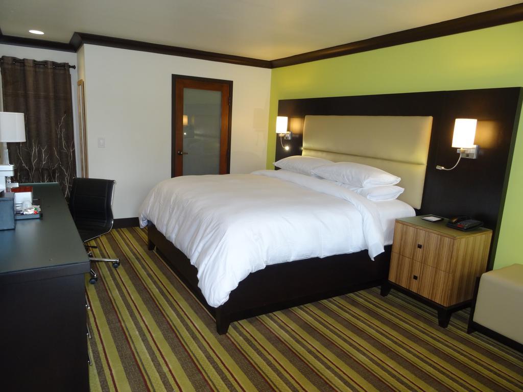 Hotel Azura Santa Rosa Zimmer foto